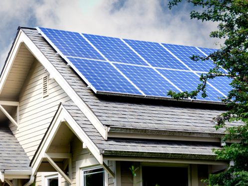 Solar Power in Extreme Climates: Challenges and Solutions